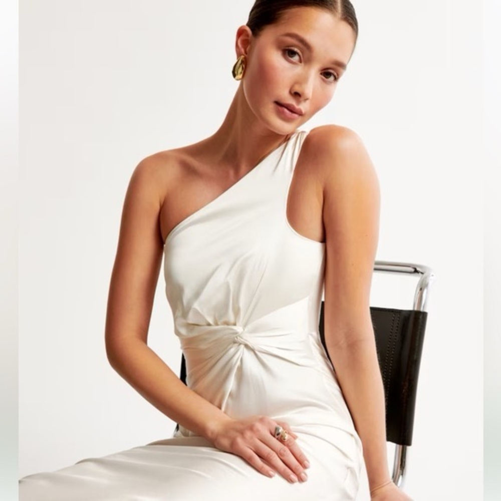 Abercrombie & Fitch One-Shoulder Satin Knotted Midi Dress - Size SP - Picture 2 of 16